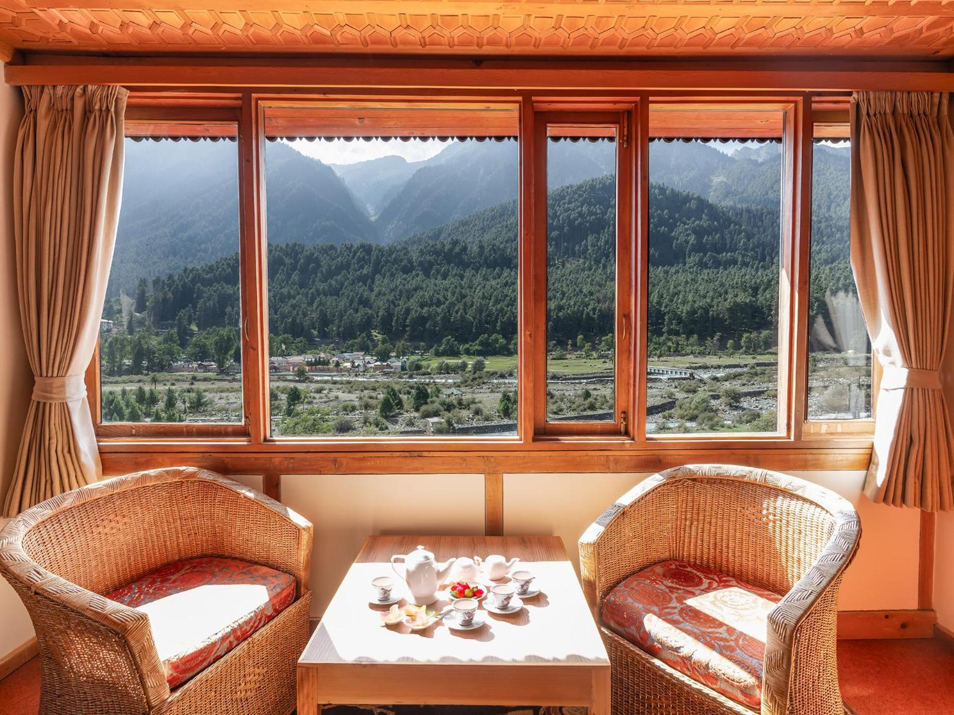 (100 m²) w okolicy Pahalgam z 1 sypialniami i 1 łazienkami Zewnętrze zdjęcie