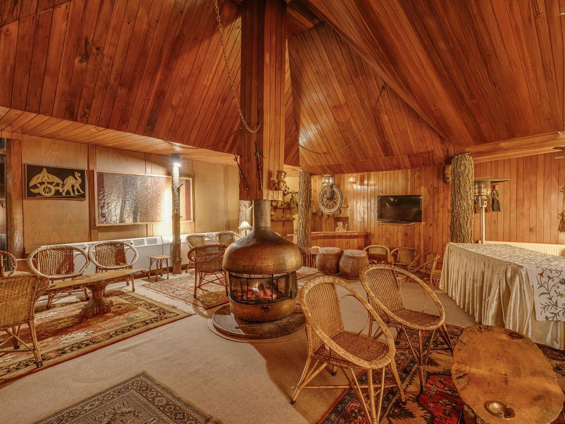 (100 m²) w okolicy Pahalgam z 1 sypialniami i 1 łazienkami Zewnętrze zdjęcie