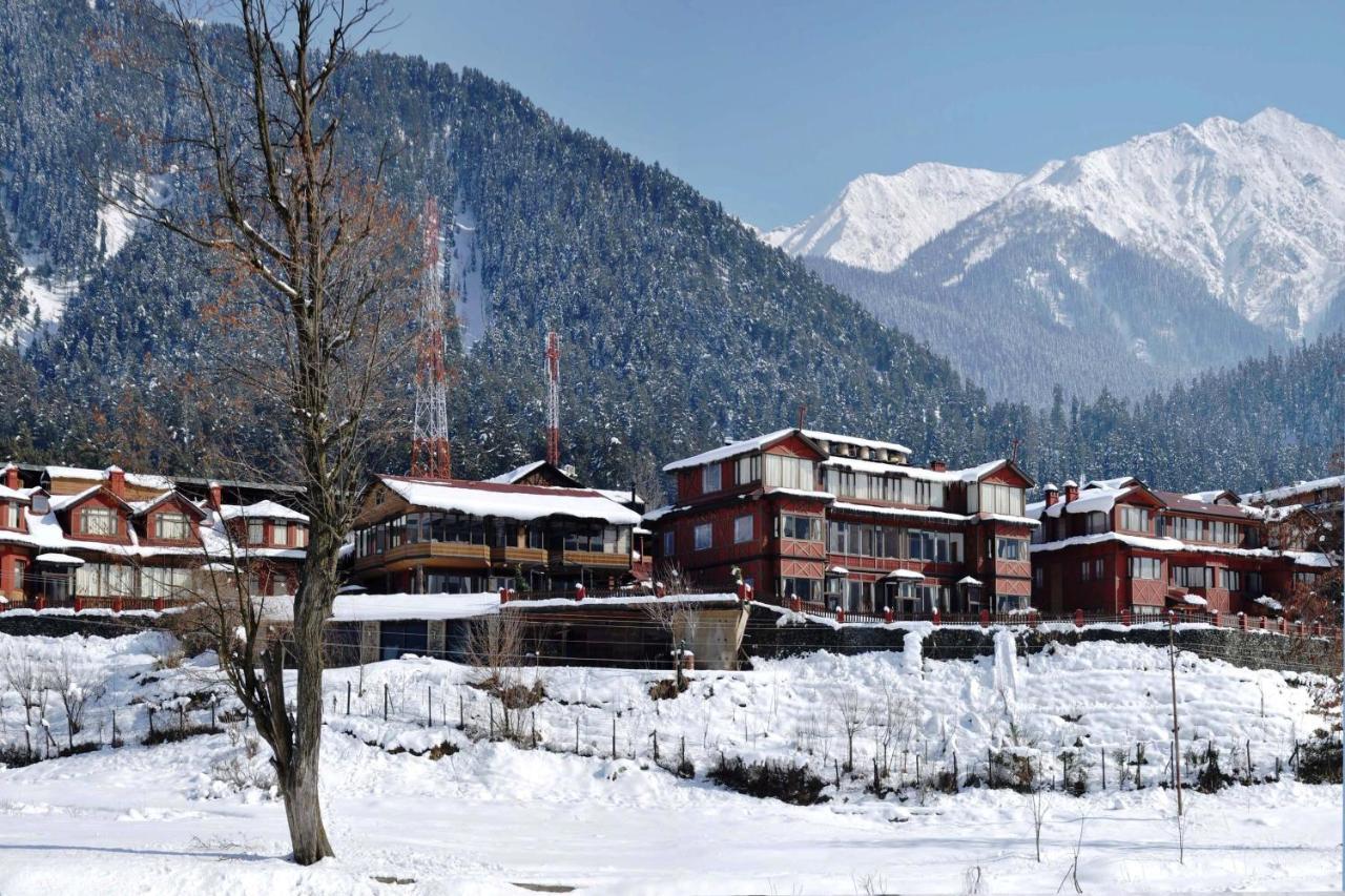 (100 m²) w okolicy Pahalgam z 1 sypialniami i 1 łazienkami Zewnętrze zdjęcie